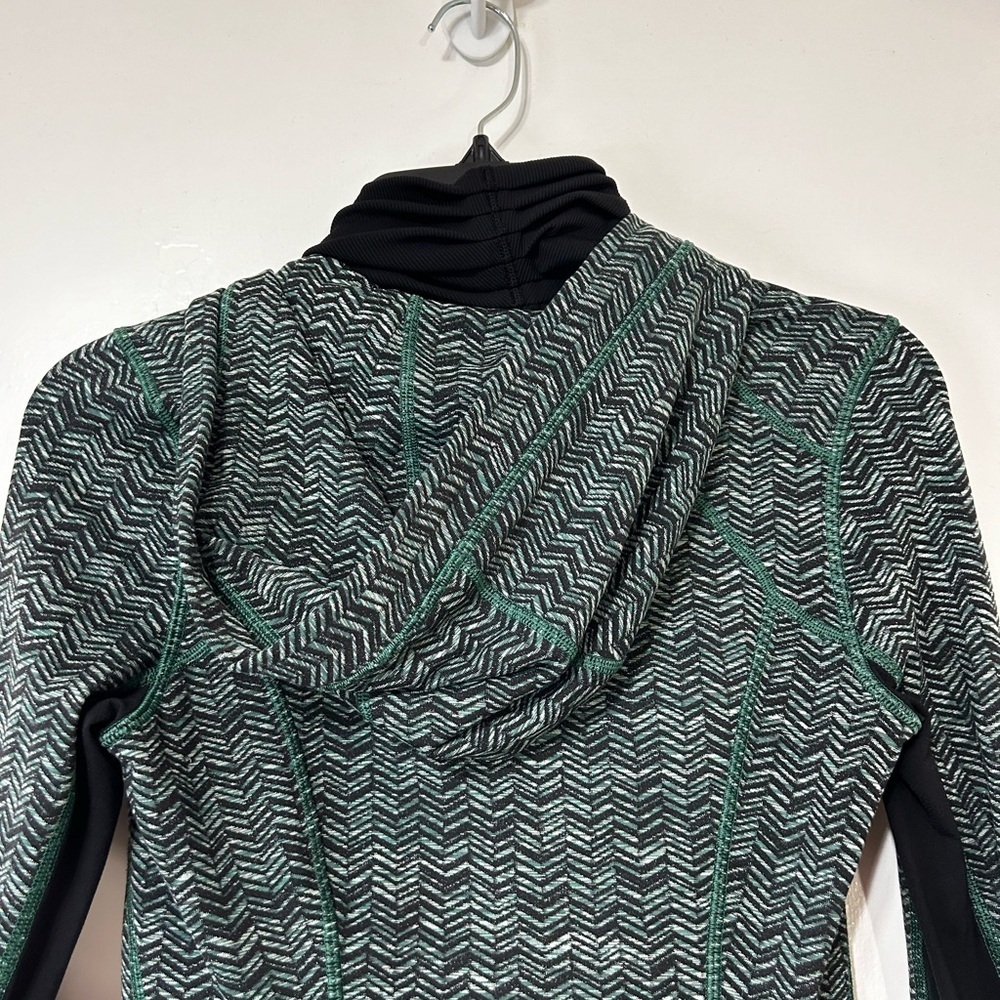 Lululemon Daily Practice Jacket Athleisure Training Sea Mist Deep Green Size 4 - Picture 14 of 16